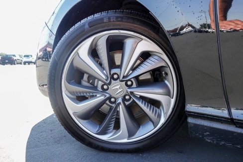 Used 2018 Honda Clarity Touring image 10