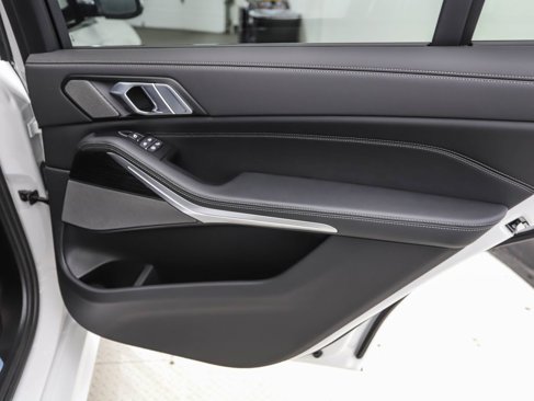 New 2026 BMW X7 xDrive40i w/ M Sport Package image 30