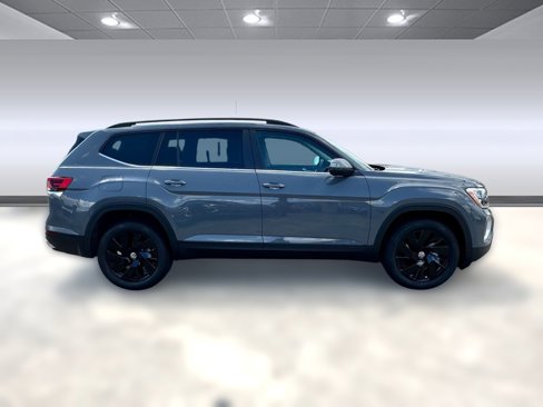 New 2026 Volkswagen Atlas SE image 7