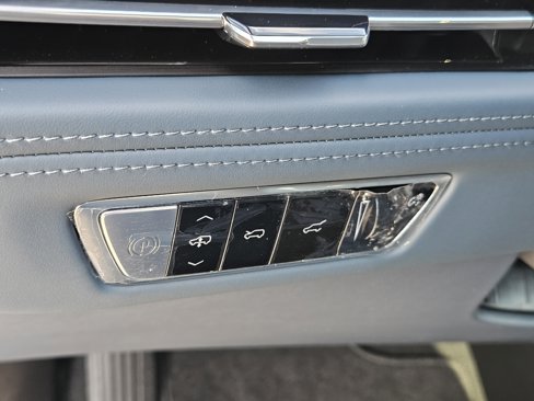 New 2026 Cadillac Escalade IQL Sport 2 w/ LPO, ONYX Package image 25