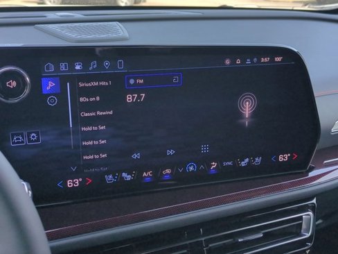 New 2026 Chevrolet Traverse RS w/ LPO, Floor Liner Package image 13