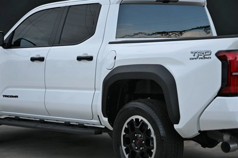 Used 2025 Toyota Tacoma TRD Off-Road image 9