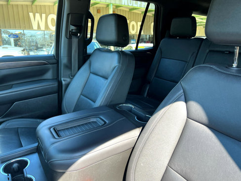 Used 2023 Chevrolet Tahoe LT w/ Luxury Package image 15