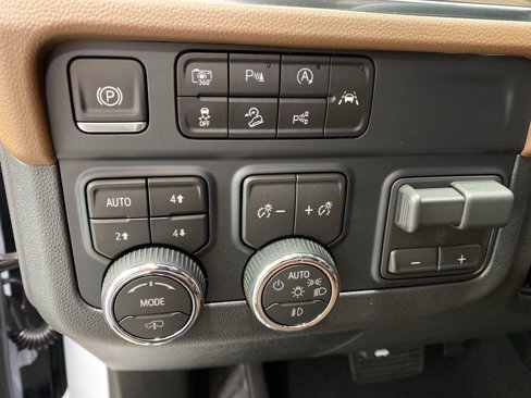 New 2026 Chevrolet Tahoe High Country image 10