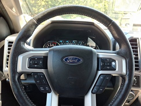 Used 2016 Ford F150 Lariat w/ Equipment Group 502A Luxury image 21