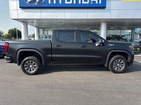 Used 2024 GMC Sierra 1500 AT4 w/ Technology Package image 2
