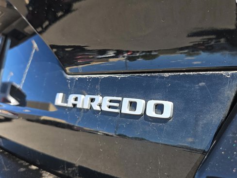 Used 2025 Jeep Grand Cherokee Laredo w/ Luxury Tech Group I image 19
