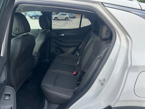 Used 2025 Buick Encore GX Preferred image 23