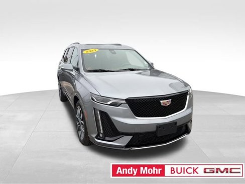 Used 2024 Cadillac XT6 Sport image 3