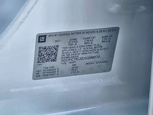 Used 2018 Chevrolet Silverado 1500 High Country image 33