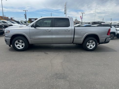 New 2025 RAM 1500 4x4 Crew Cab image 7