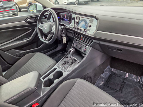 Used 2024 Volkswagen Jetta S image 31
