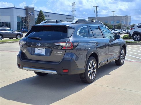 New 2025 Subaru Outback Touring XT image 4