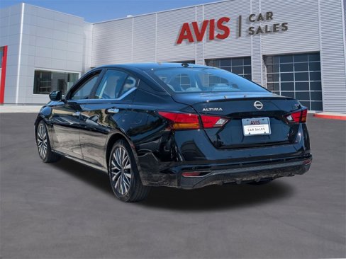 Used 2024 Nissan Altima 2.5 SV image 9