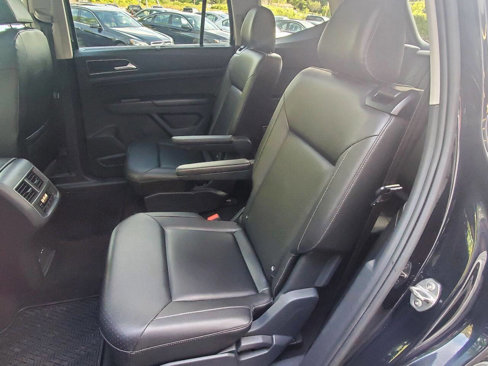 Used 2018 Volkswagen Atlas SEL image 12