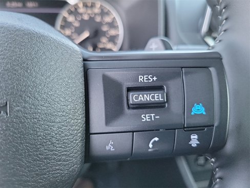Certified 2025 Nissan Rogue SV image 6