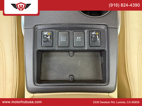 Used 2016 Toyota Camry XLE image 31