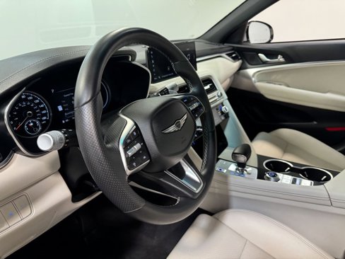 Used 2025 Genesis G70 2.5T image 76