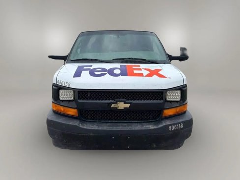 Used 2017 Chevrolet Express 3500 Extended image 8