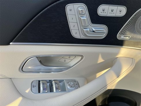 New 2025 Mercedes-Benz GLS 450 4MATIC image 12