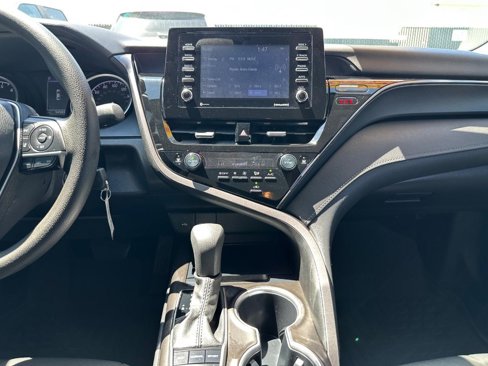 Used 2024 Toyota Camry LE image 24