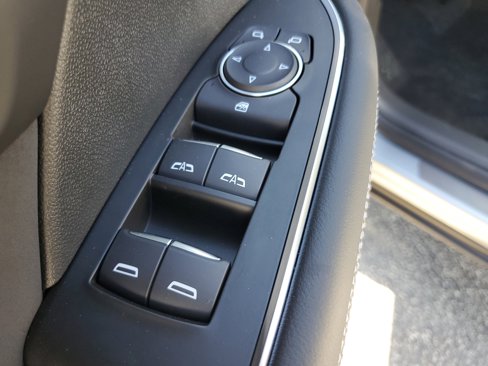 New 2025 Buick Envision Sport Touring image 21