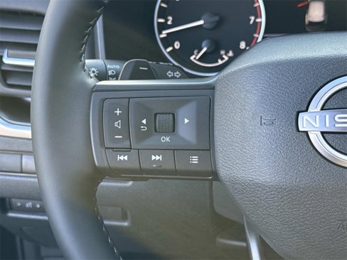 New 2026 Nissan Rogue SV image 8