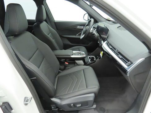 Used 2025 BMW X1 xDrive28i w/ Technology Package image 21