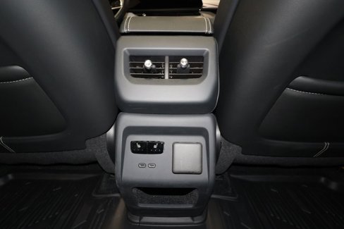 Certified 2025 Cadillac Optiq Sport 2 w/ LPO, Floor Liner Package image 29