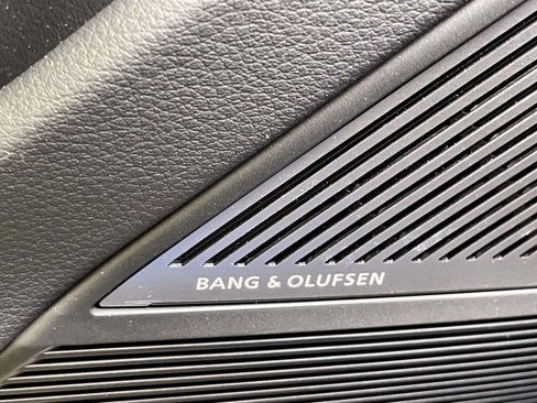 New 2025 Audi RS Q8 performance image 36
