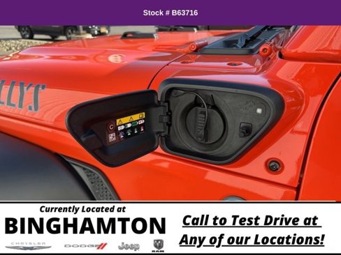 Used 2023 Jeep Wrangler Unlimited w/ Cold Weather Group image 30