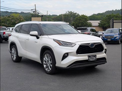 Used 2020 Toyota Highlander Limited image 2