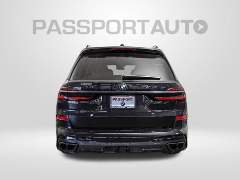 New 2026 BMW X7 M60i image 4