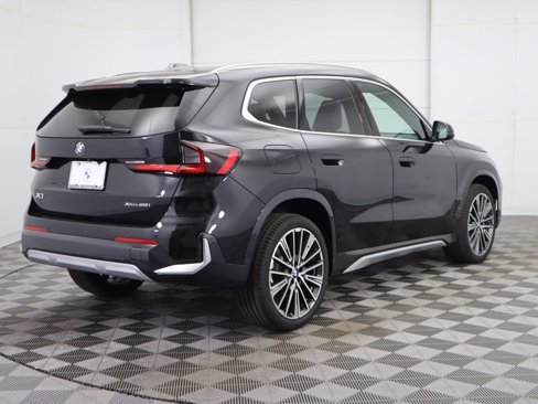 Used 2025 BMW X1 xDrive28i w/ Technology Package image 6