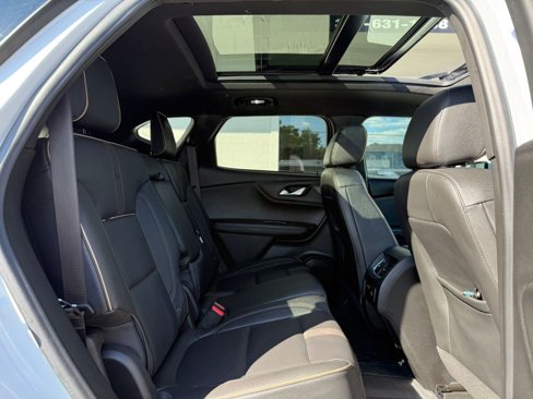 Used 2021 Chevrolet Blazer Premier w/ Driver Confidence II Package image 18
