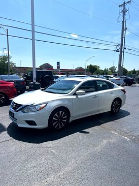 Used 2018 Nissan Altima 2.5 SV image 2