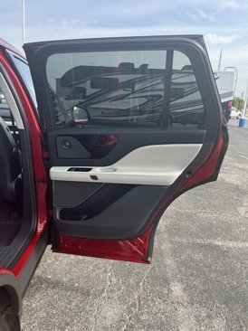 New 2025 Lincoln Aviator 2WD image 16
