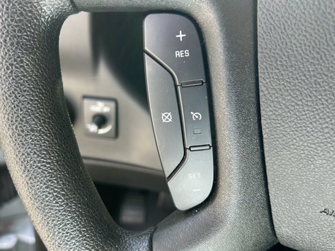 Used 2024 GMC Savana 2500 w/ Driver Convenience Package image 15