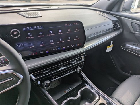 New 2026 Chevrolet Traverse LT w/ Enhanced Driving Package image 23
