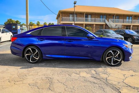 Used 2018 Honda Accord Sport image 15