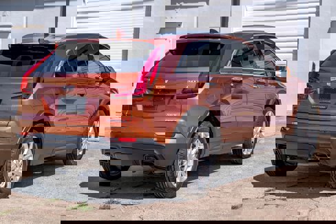 Used 2019 Cadillac XT4 Luxury w/ Cold Weather Package image 10