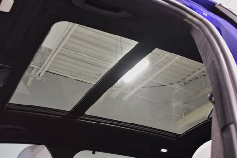 Used 2022 BMW X5 M w/ Executive Package image 39