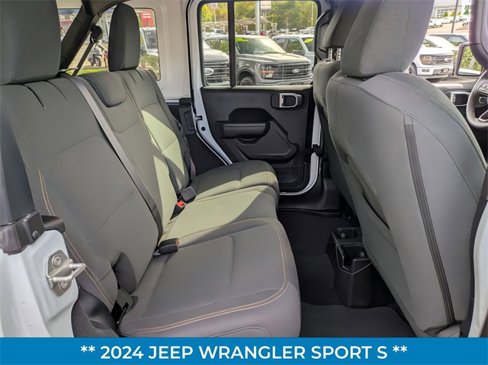 Used 2024 Jeep Wrangler Sport S image 30