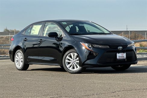 New 2026 Toyota Corolla LE image 2