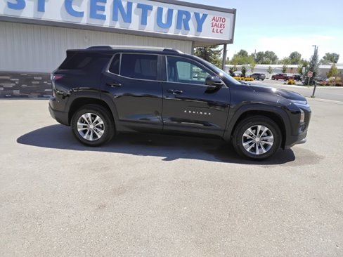 Used 2025 Chevrolet Equinox LT w/ Convenience Package II image 26