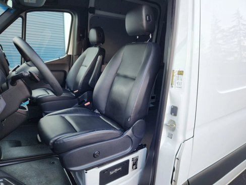 Used 2020 Mercedes-Benz Sprinter 3500 image 7