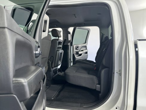 Used 2018 Chevrolet Silverado 1500 LT w/ All Star Edition image 29