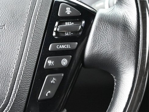 Used 2024 INFINITI QX80 Sensory image 10