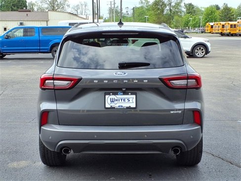 Used 2023 Ford Escape ST-Line Elite image 6