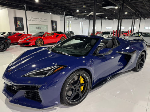 Used 2025 Chevrolet Corvette E-Ray w/ ZER Performance Package image 3